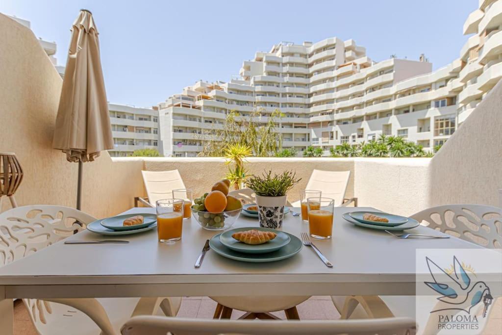 Wonderful Suite In Benal Beach Беналмадена Екстериор снимка