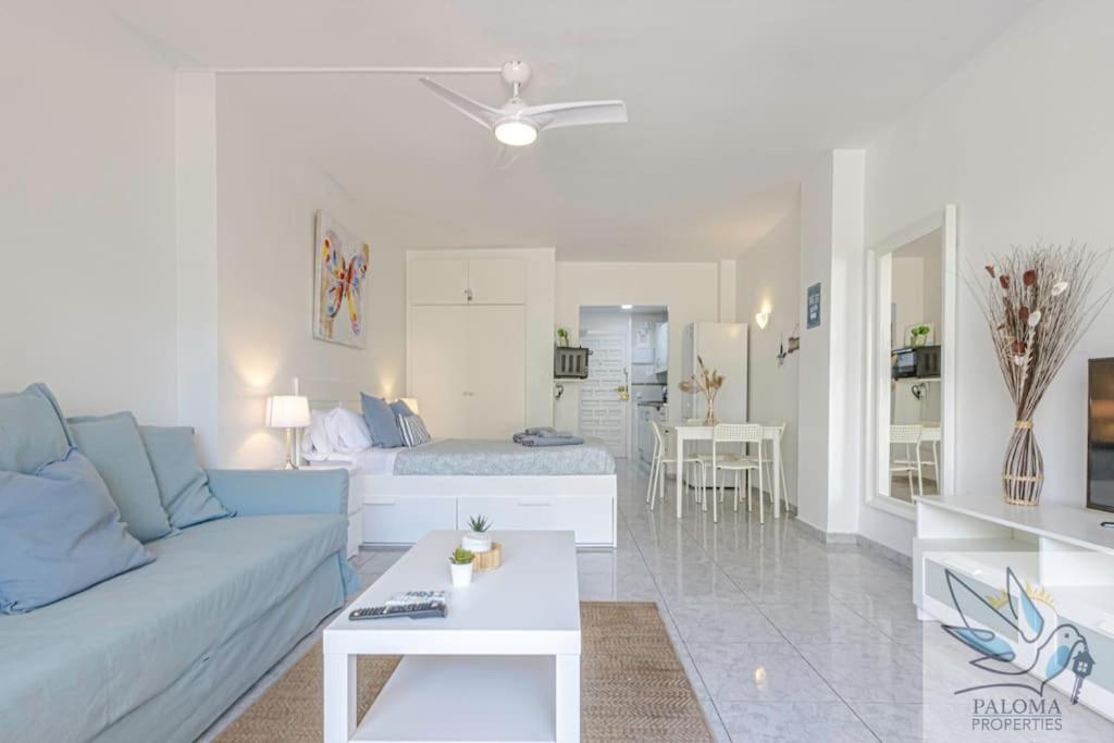 Wonderful Suite In Benal Beach Беналмадена Екстериор снимка
