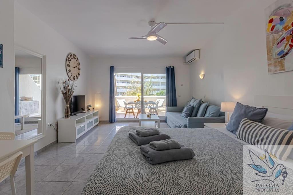 Wonderful Suite In Benal Beach Беналмадена Екстериор снимка