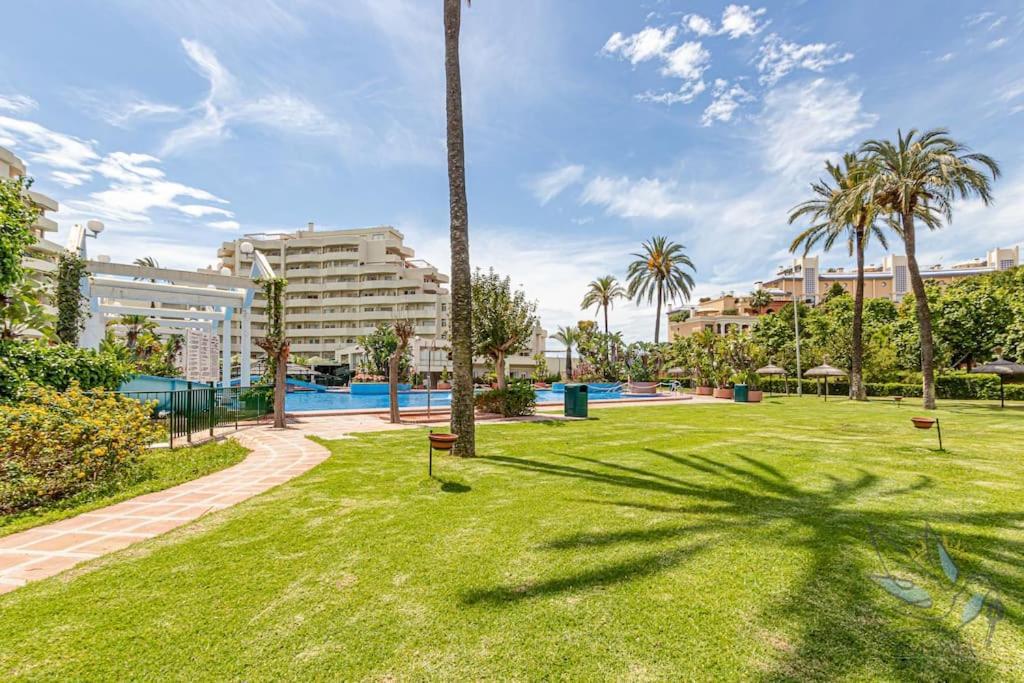 Wonderful Suite In Benal Beach Беналмадена Екстериор снимка