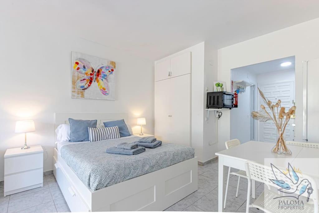 Wonderful Suite In Benal Beach Беналмадена Екстериор снимка